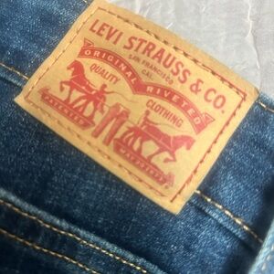 34’ 721 High Rise Skinny Levi Dark Blue Jeans